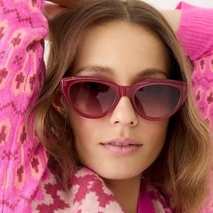 J.‎ Crew NWT Bungalow Cat-Eye Sunglasses - Beet Violet